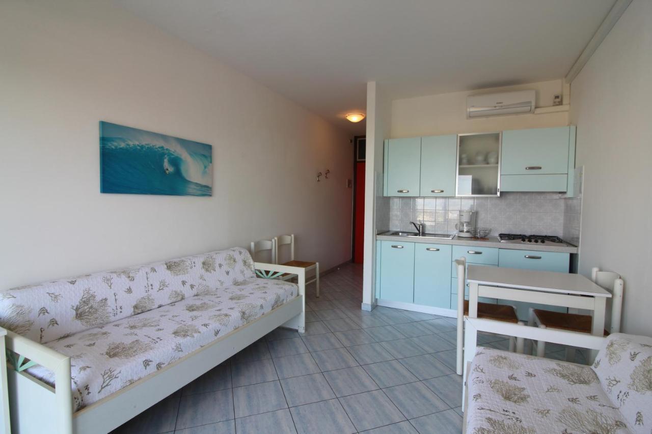 Appartamenti Puerto Do Sol Линьяно-Саббьядоро Экстерьер фото