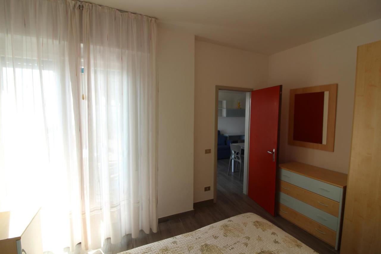 Appartamenti Puerto Do Sol Линьяно-Саббьядоро Экстерьер фото