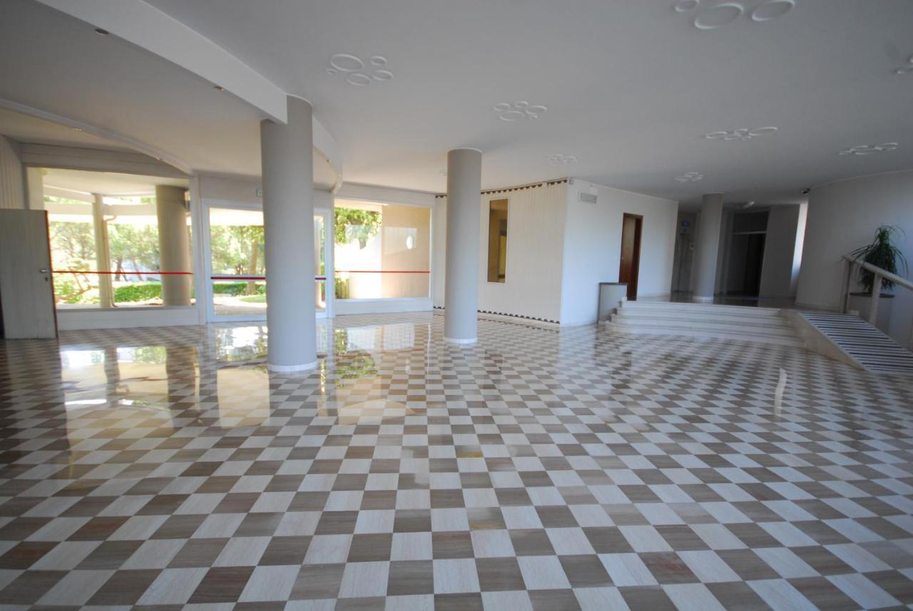 Appartamenti Puerto Do Sol Линьяно-Саббьядоро Экстерьер фото